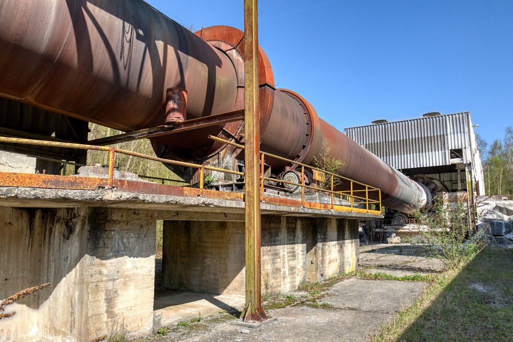 limestone factory hdr urbex belgie trash abandoned luik decay verlaten kalkoven kalksteengroeve ampsin museum
